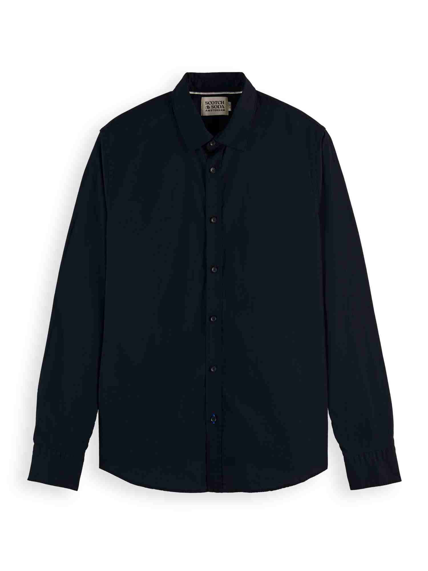 https://cdn.fynd.com/v2/falling-surf-7c8bb8/fyprod/wrkr/products/pictures/item/free/original/000000410313670006/jWQQi9HXqt-000000410313670006_3.jpg