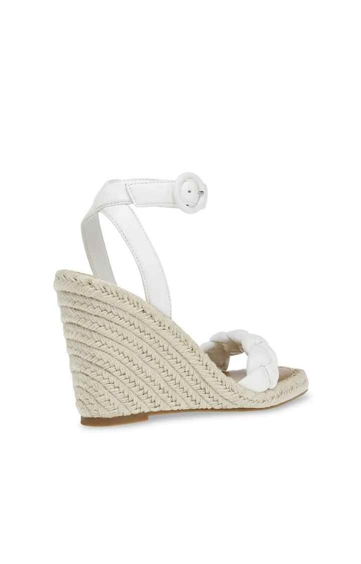 Novah White Wedges