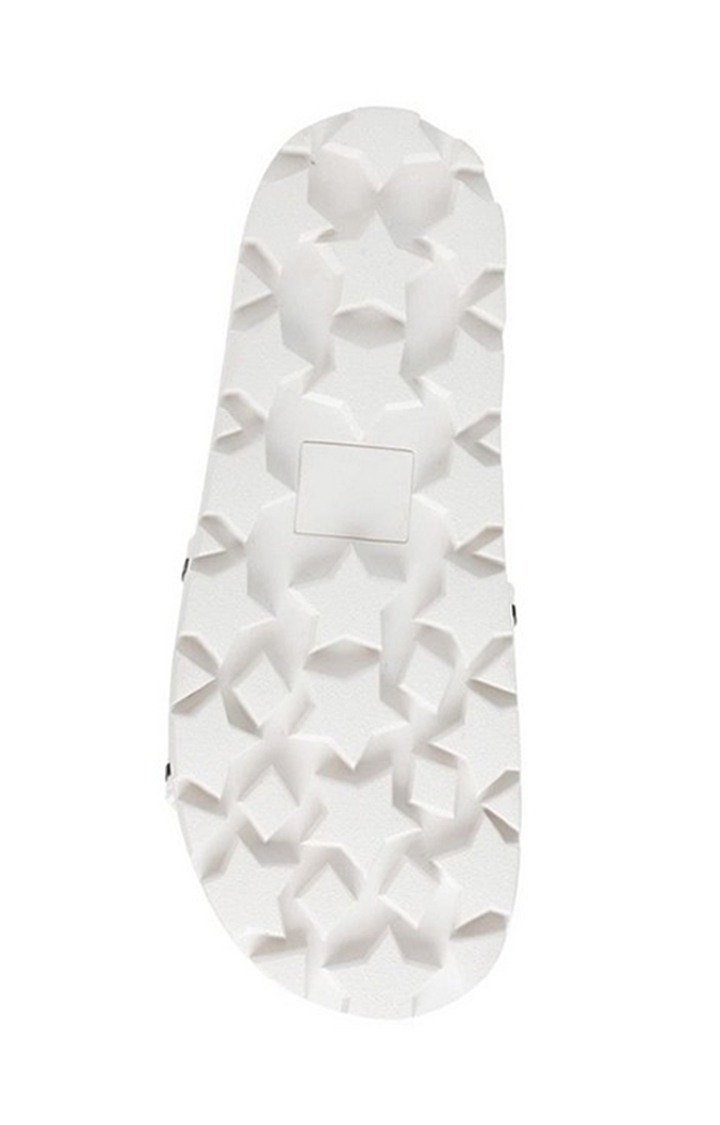Snapshot White Flats