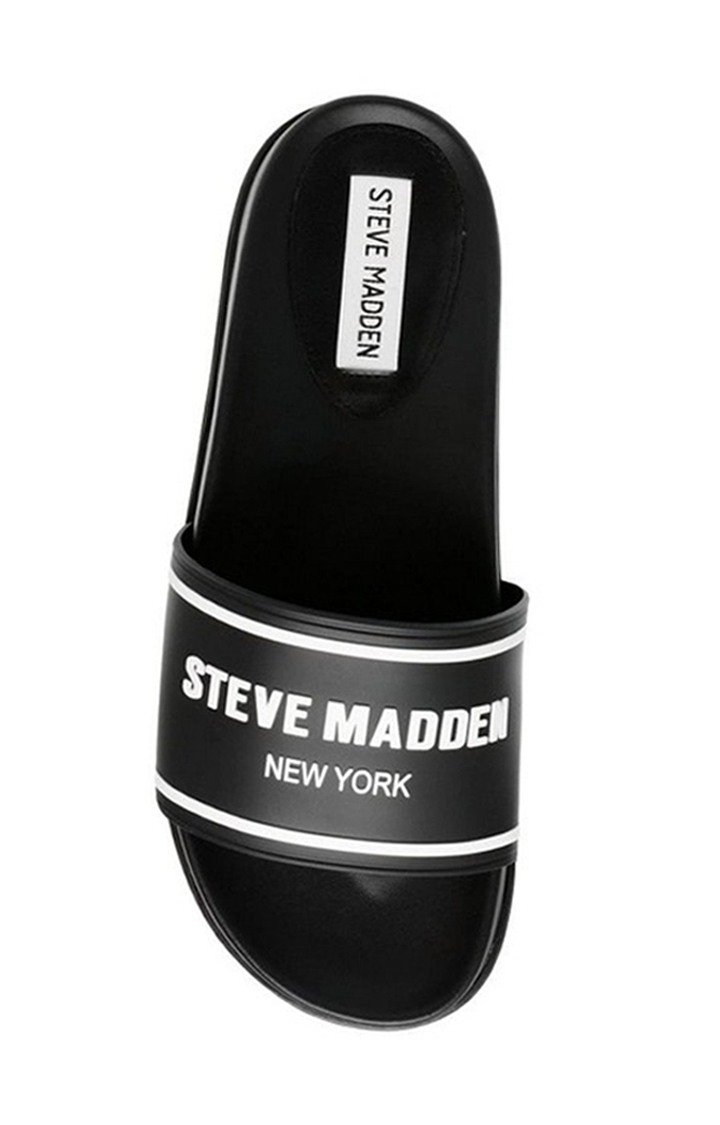 Snapshot Black Flats