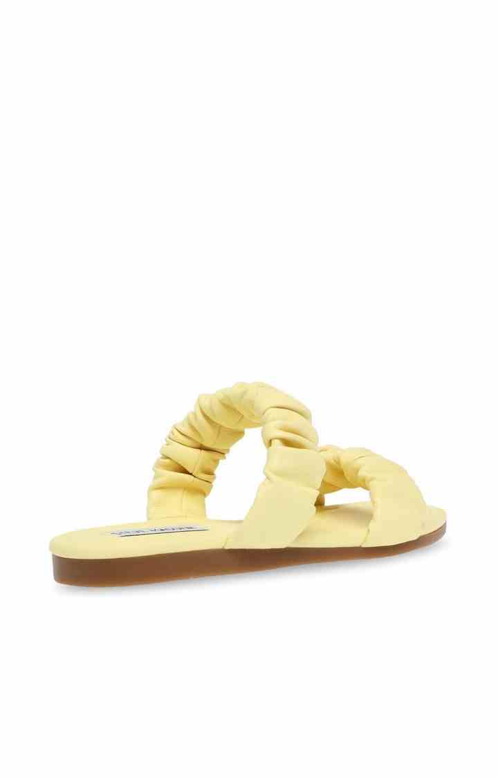 Abloom Yellow Flats