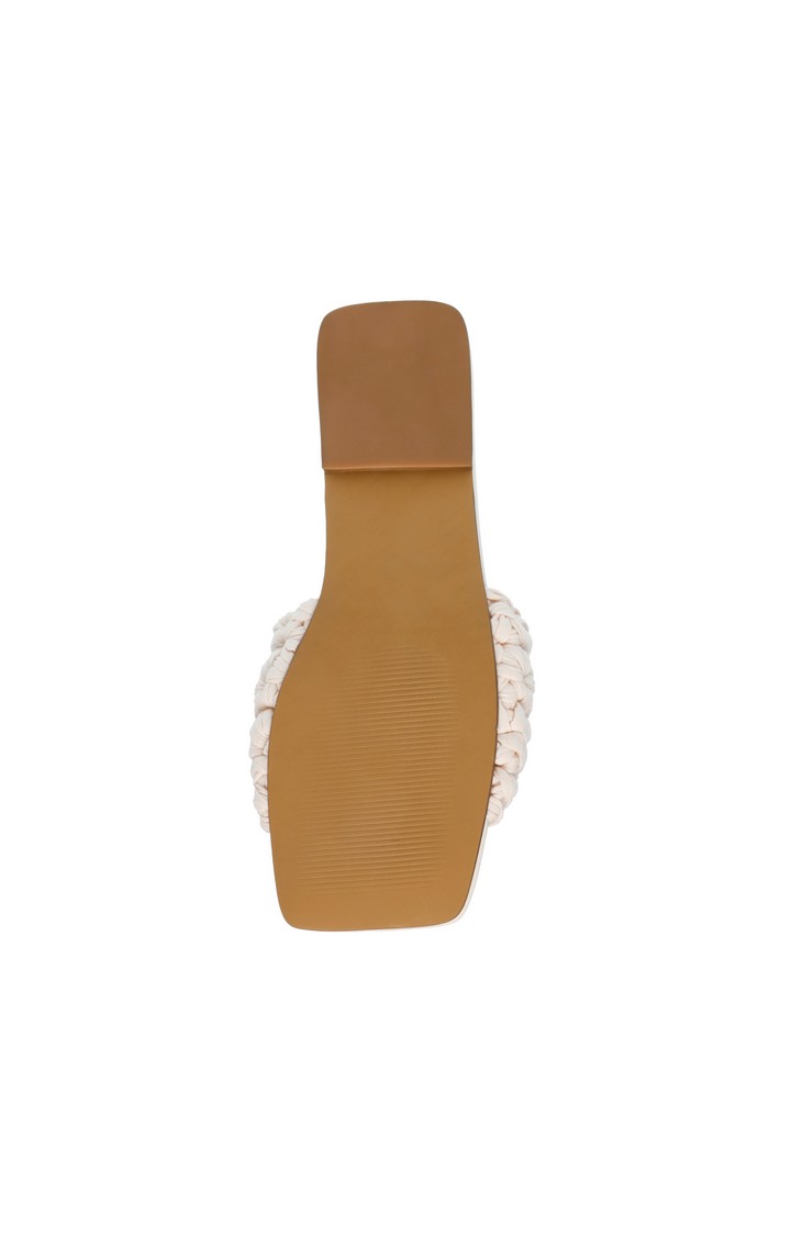 Maldeve Beige Flats