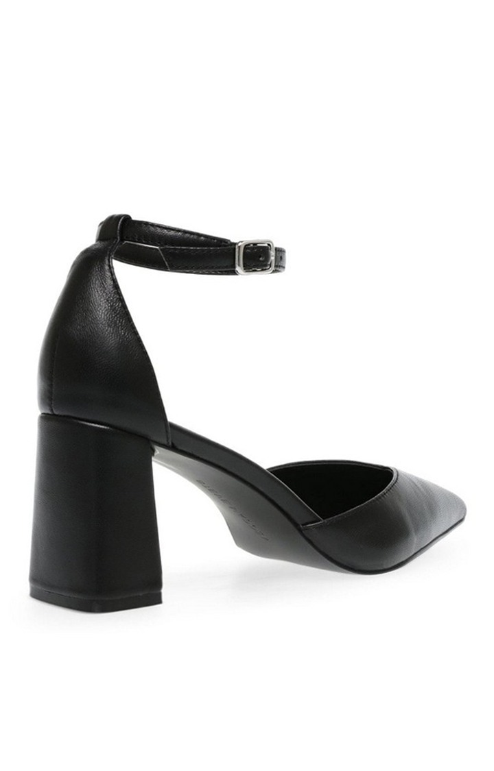 Quintessa Black Heel Sandals