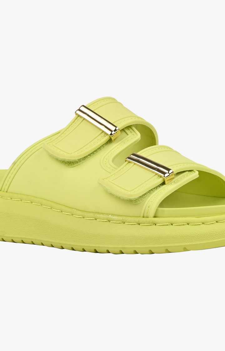 Kingsley Yellow Flats