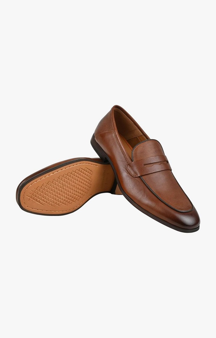 Zolder Natural Tie-Ups & Dress Loafers