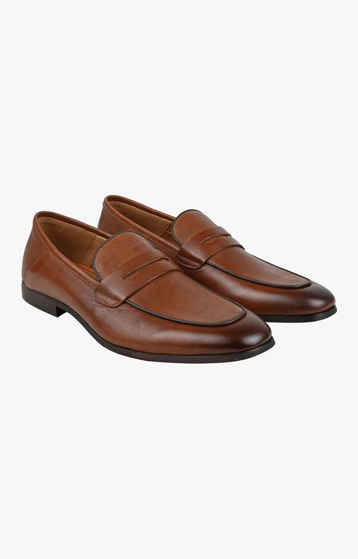 Zolder Natural Tie-Ups & Dress Loafers