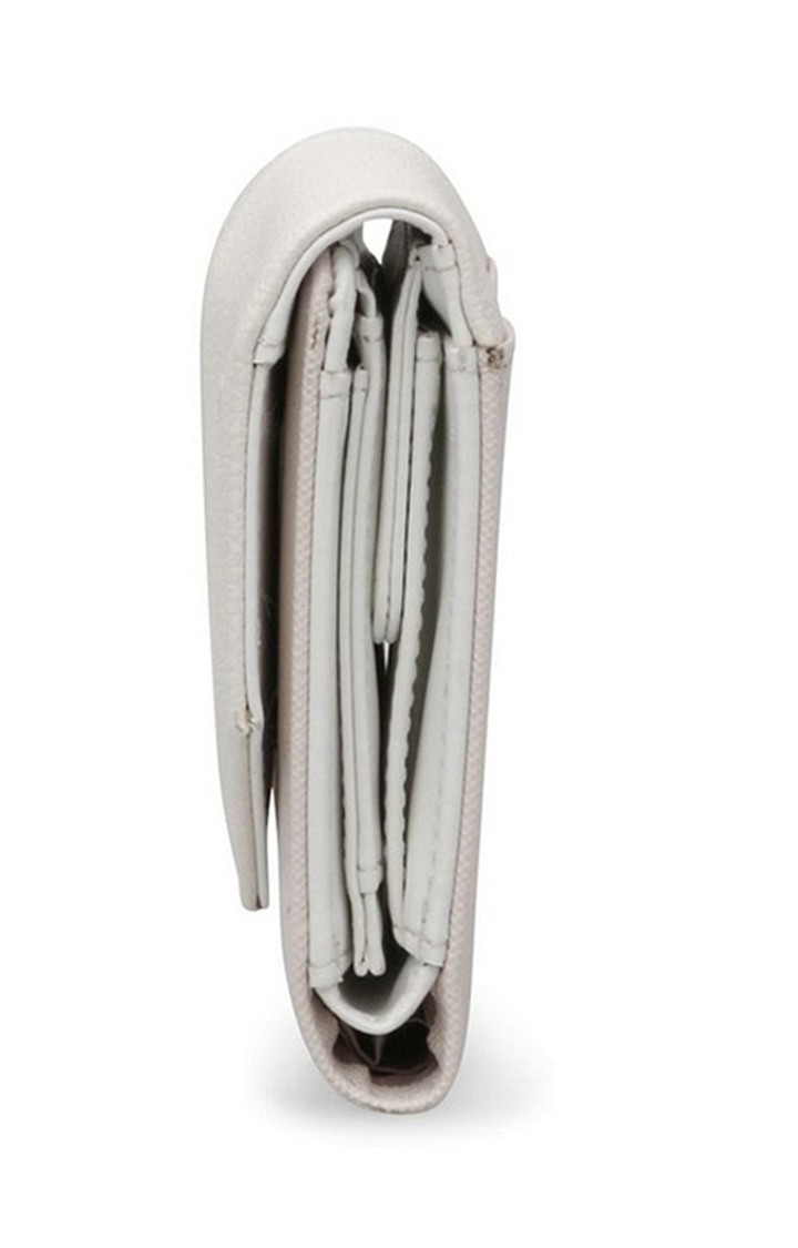 Btabi White Handbags