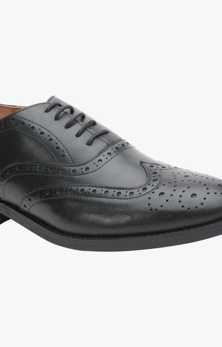 Sm-Chloe-1 Black Tie-Ups & Dress Loafers