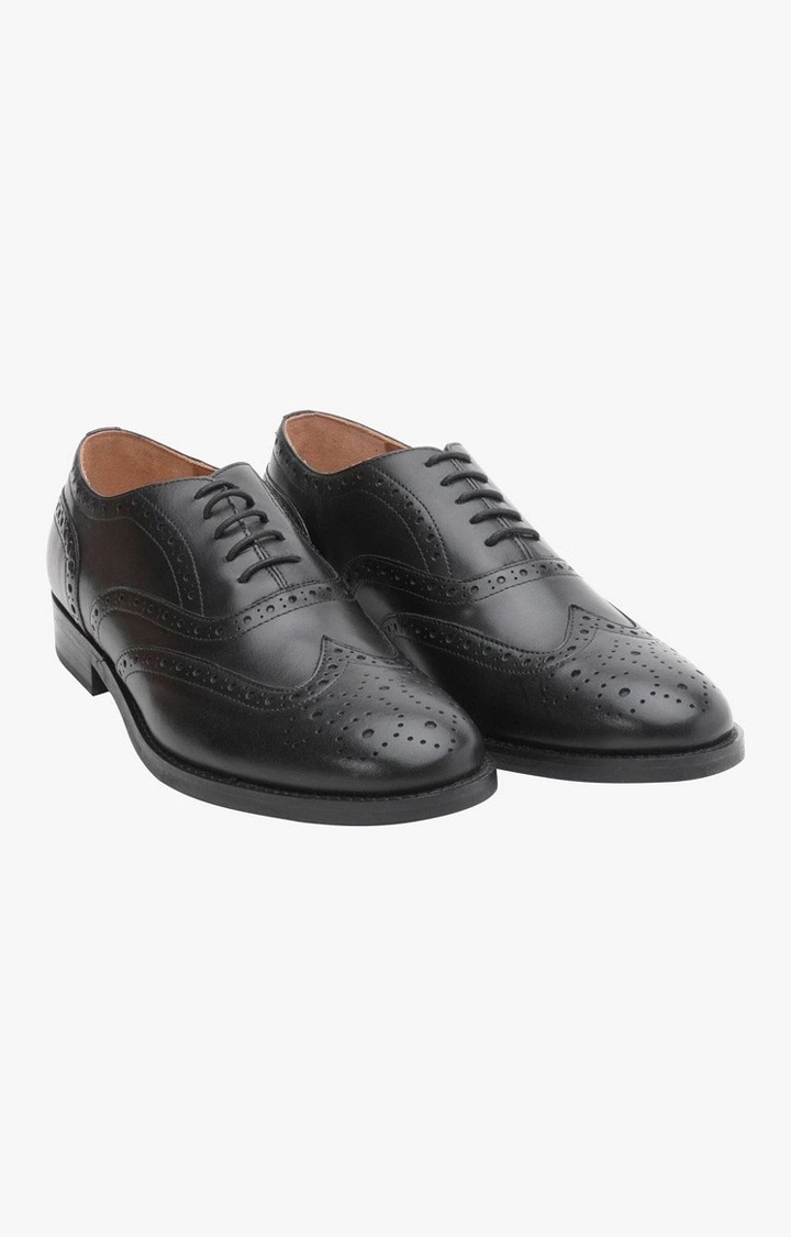 Sm-Chloe-1 Black Tie-Ups & Dress Loafers