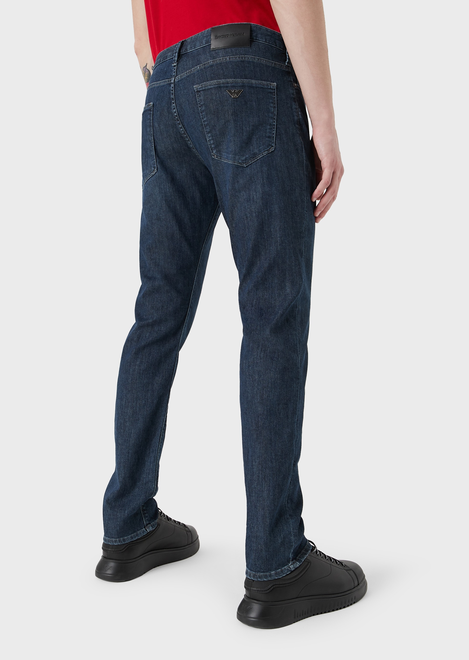 MEN-APPAREL-JEANS