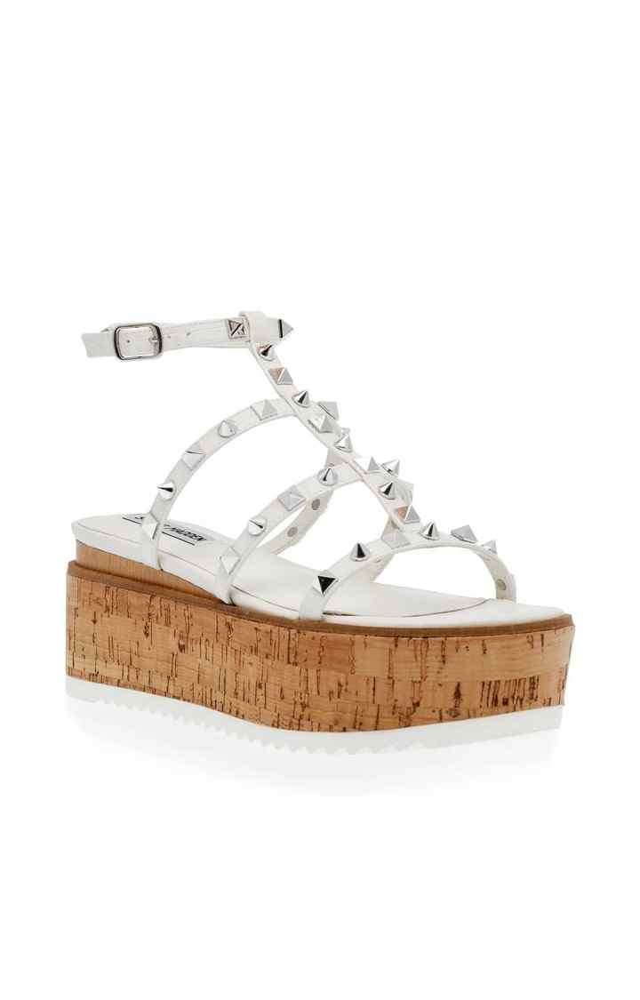 Clovis White Wedges