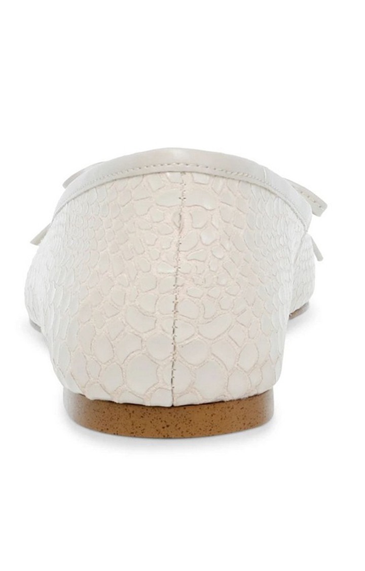 Queenly White Closed Flats & Ballerinas