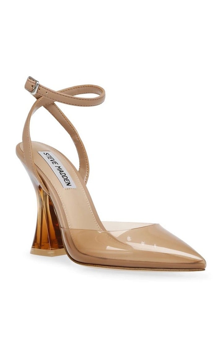 Zestful Brown Pumps