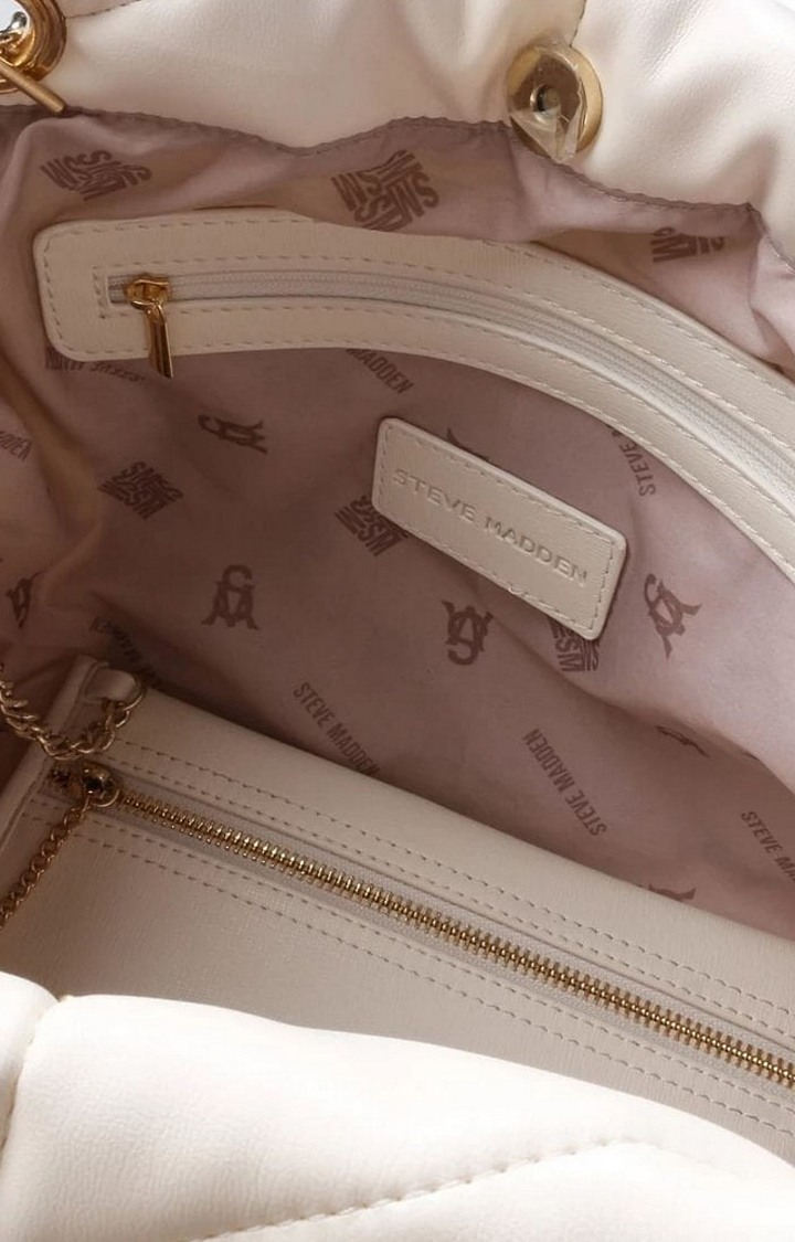Bcameo White Handbags
