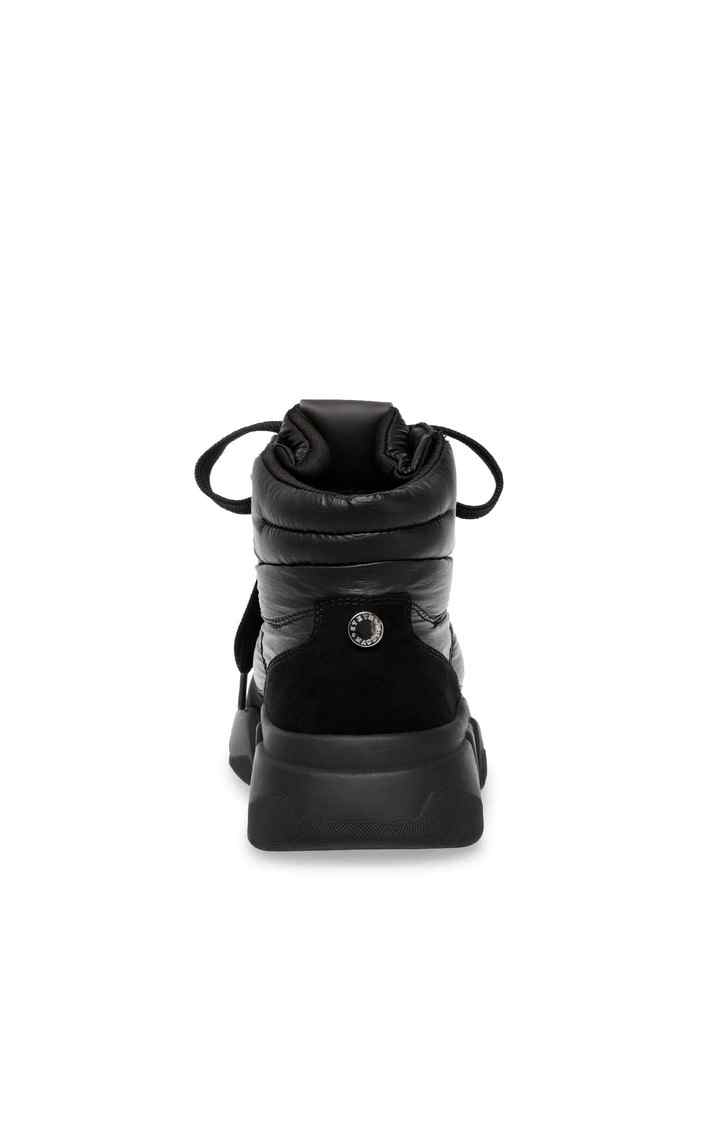 Gameplan Black Sneakers