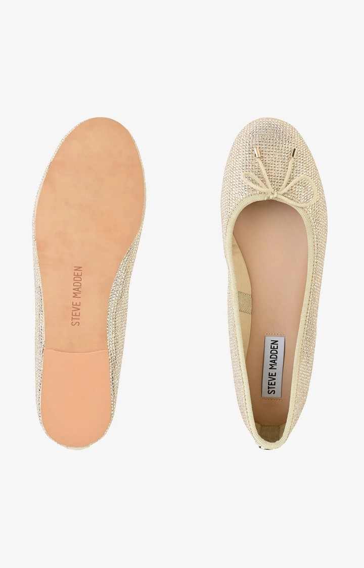 Bellamie-R Gold Closed Flats & Ballerinas
