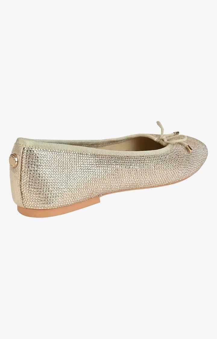 Bellamie-R Gold Closed Flats & Ballerinas