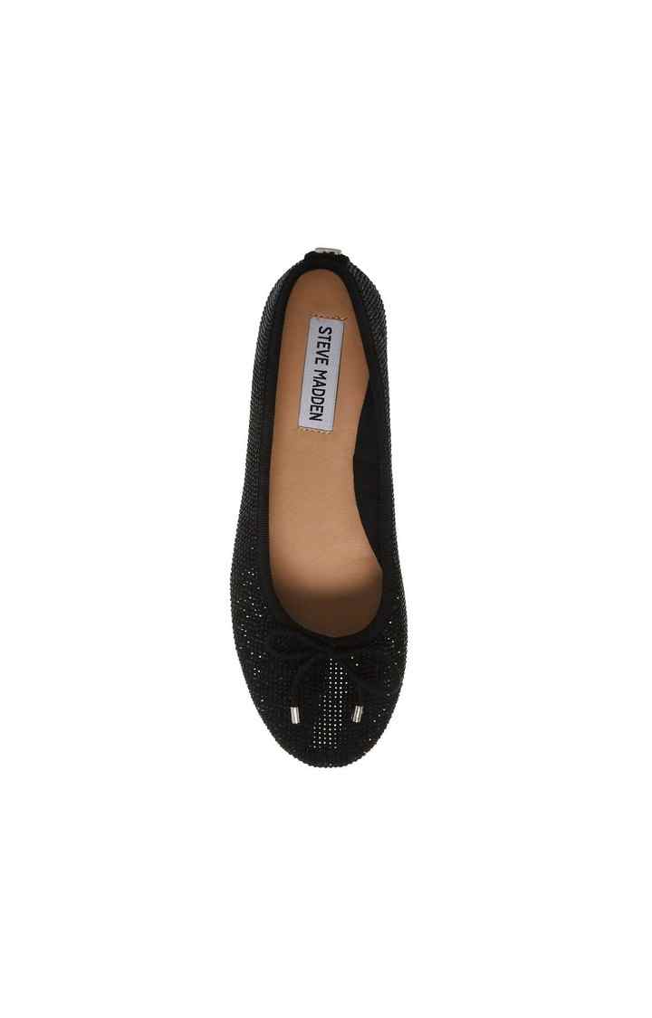 Bellamie-R Black Closed Flats & Ballerinas