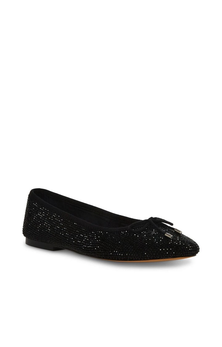 Bellamie-R Black Closed Flats & Ballerinas