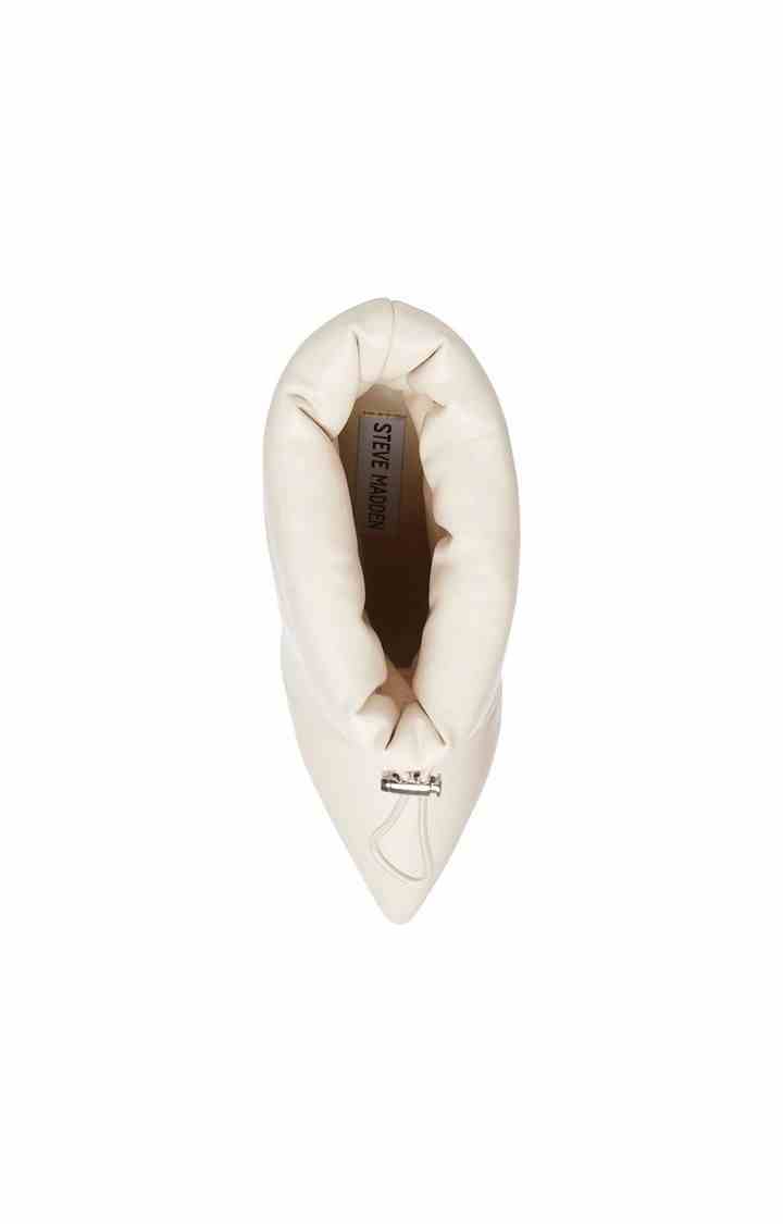Cloak White Boots