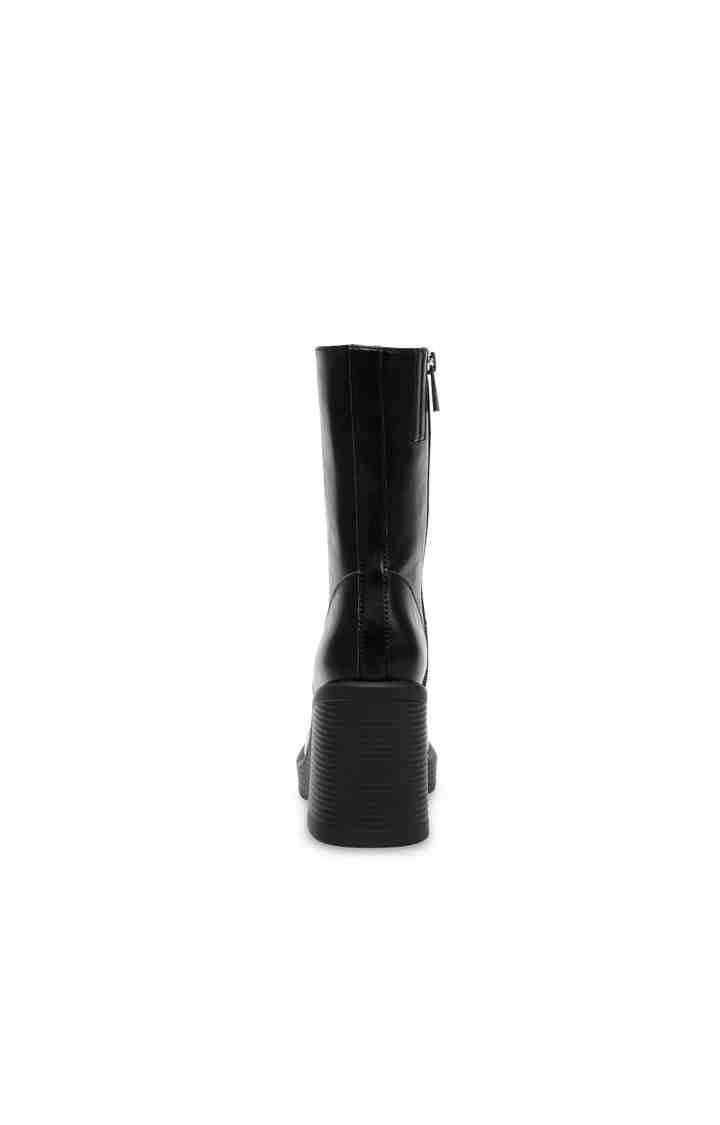 Finite Black Boots