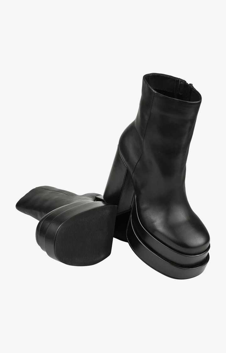 Cobra Black Boots
