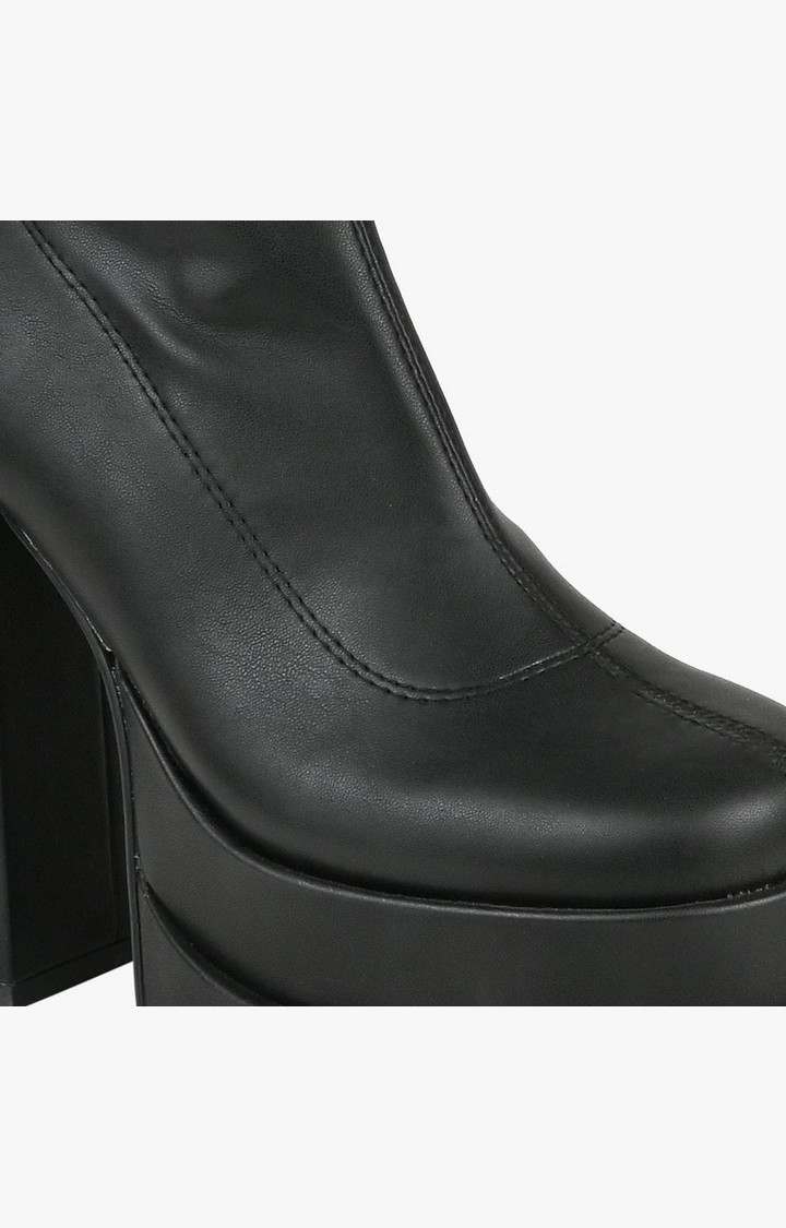 Cypress Black Boots