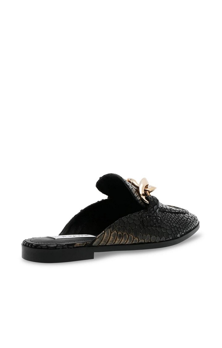 Cally Black Closed Flats & Ballerinas