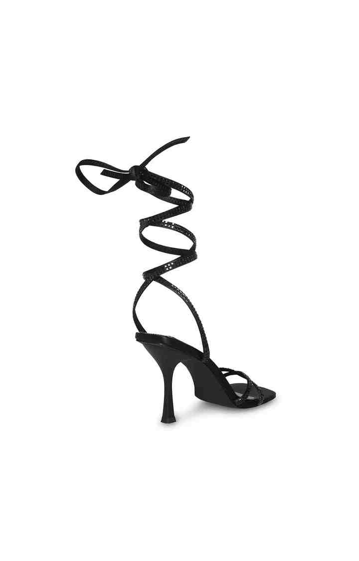 Lulie Black Heel Sandals