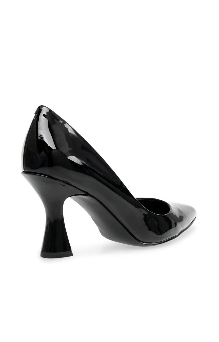 Notary Black Pumps