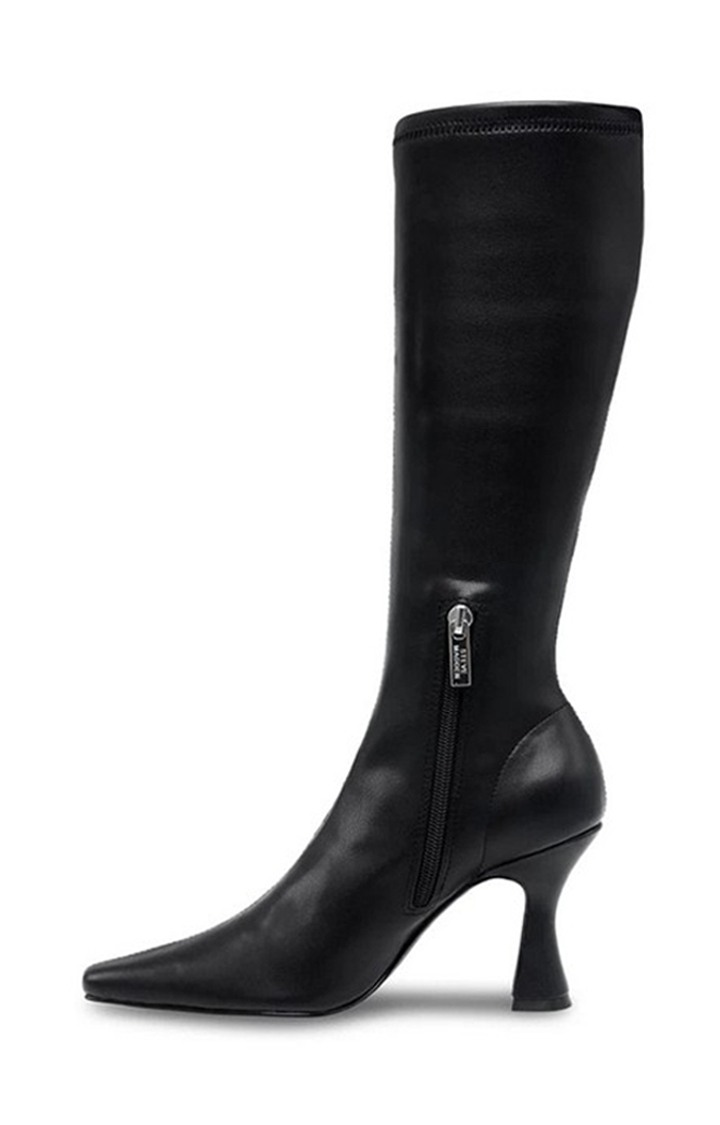 Savvy Black Boots