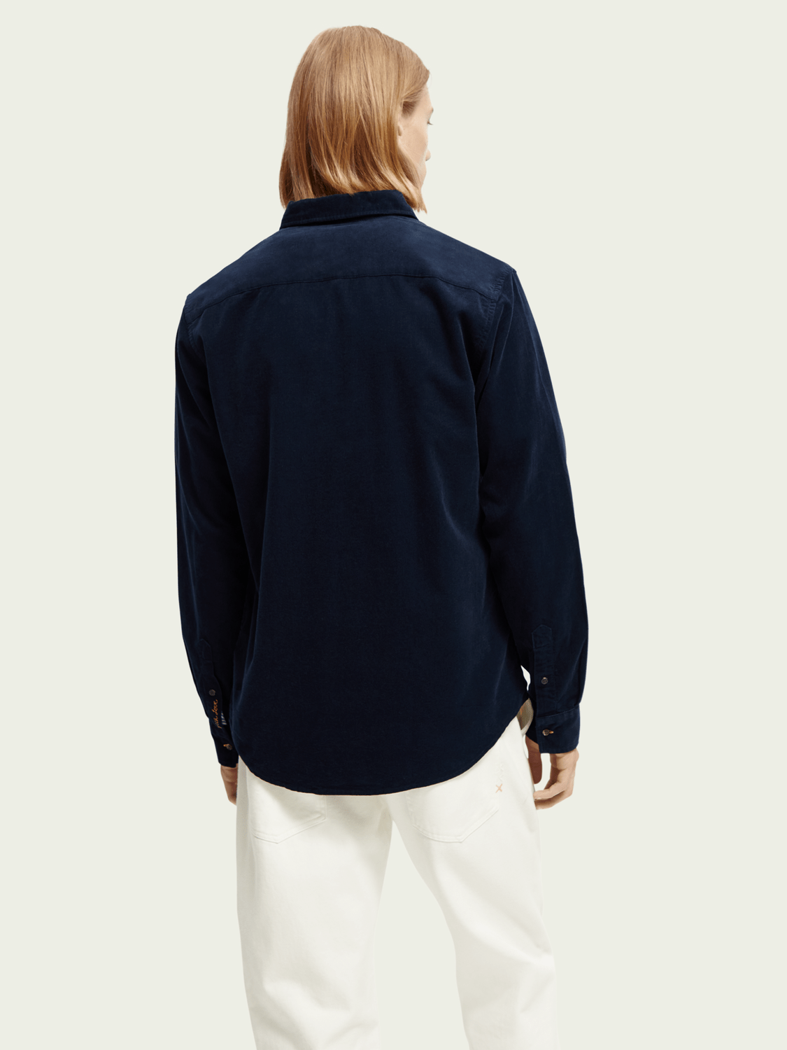 https://cdn.fynd.com/v2/falling-surf-7c8bb8/fyprod/wrkr/products/pictures/item/free/original/000000410339421010/UWf6hUOXUh-410339421010_4.jpg
