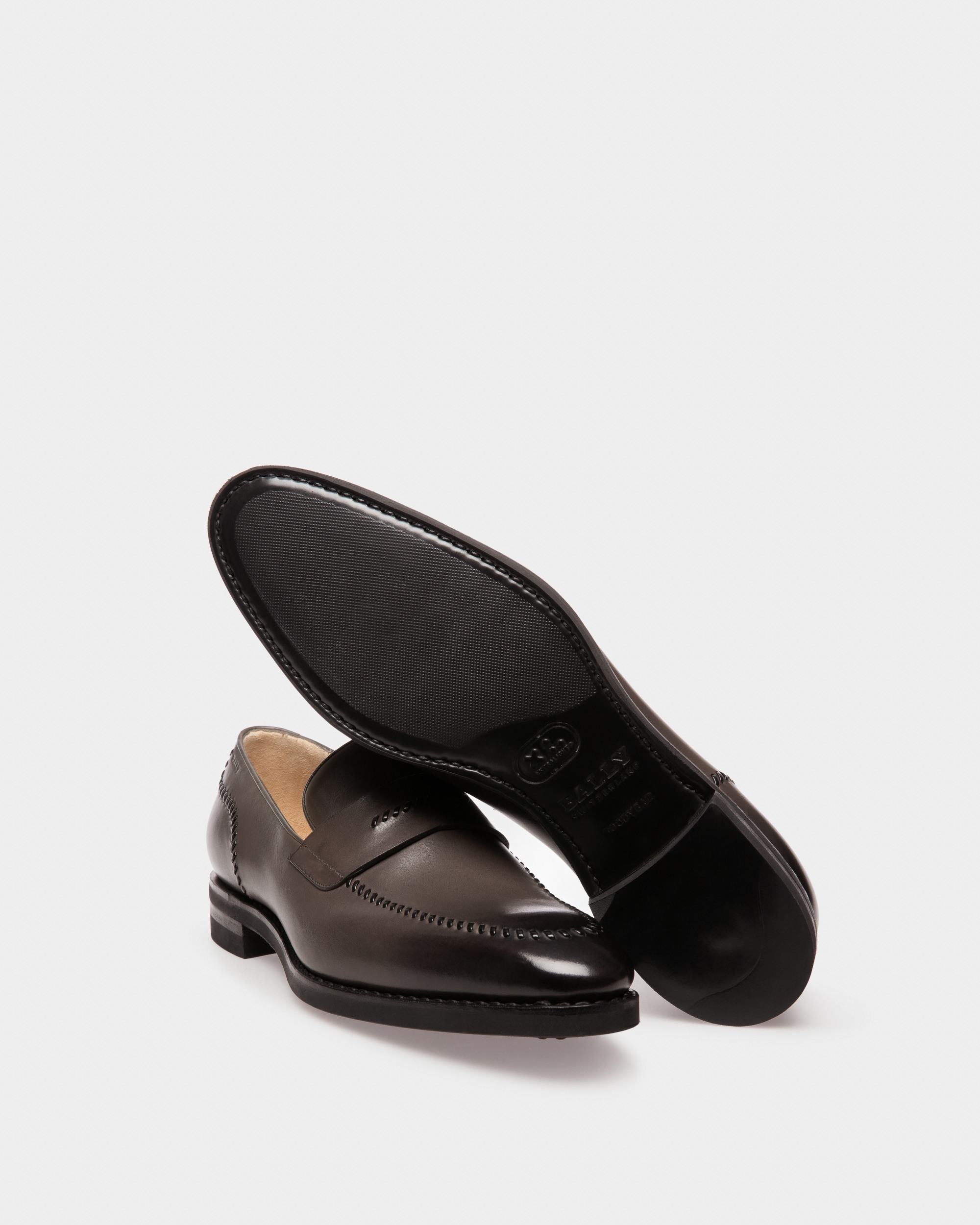 Scober-U-R Leather Loafers