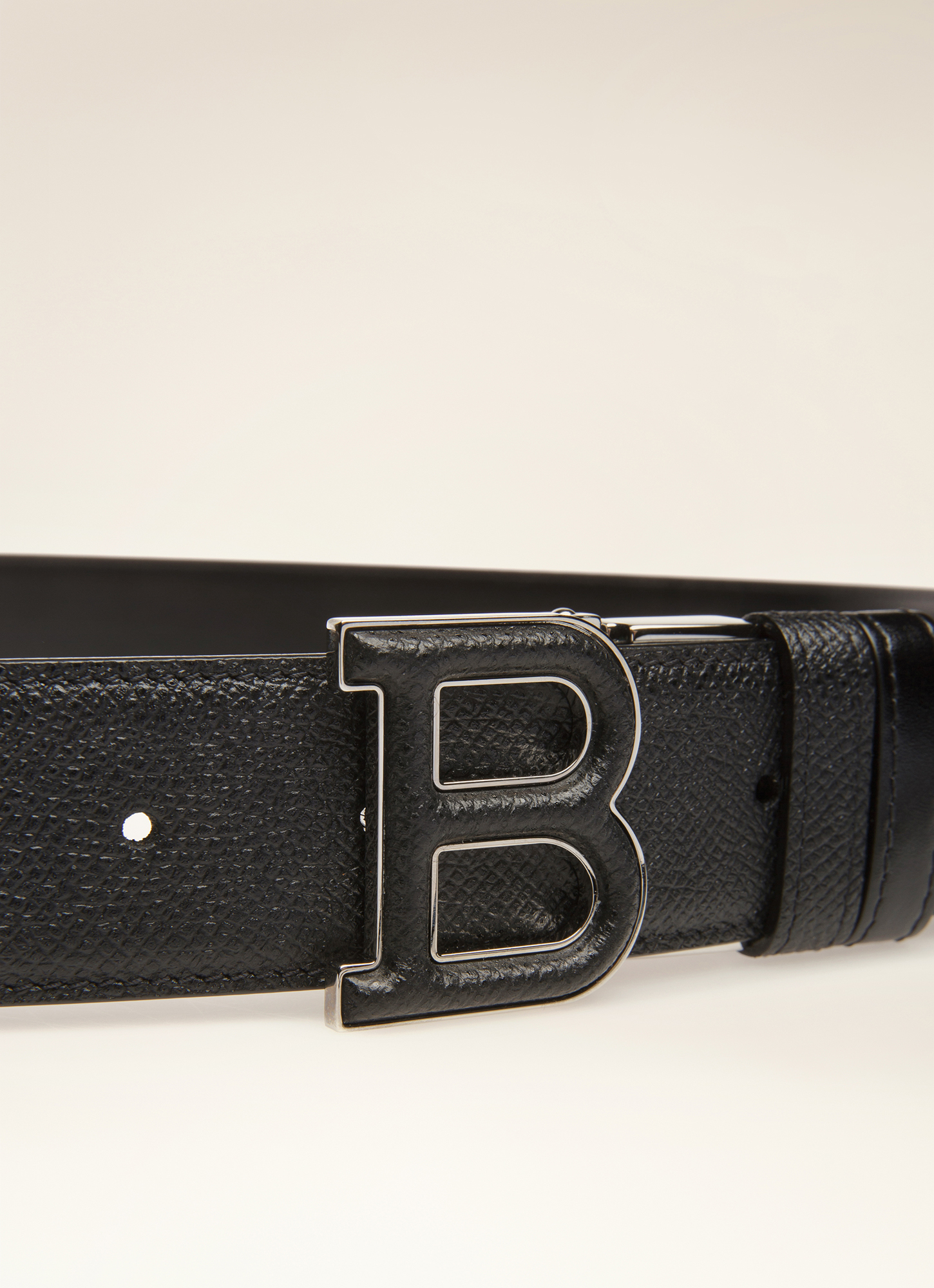 B 35.Hf Adjustable and Reversible Belt