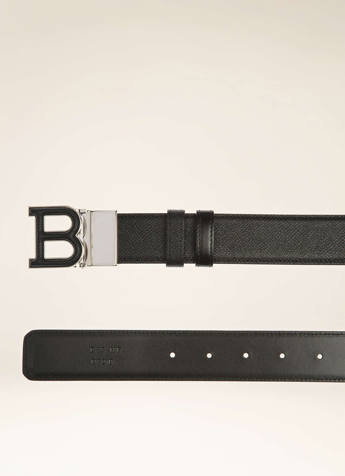B 35.Hf Adjustable and Reversible Belt