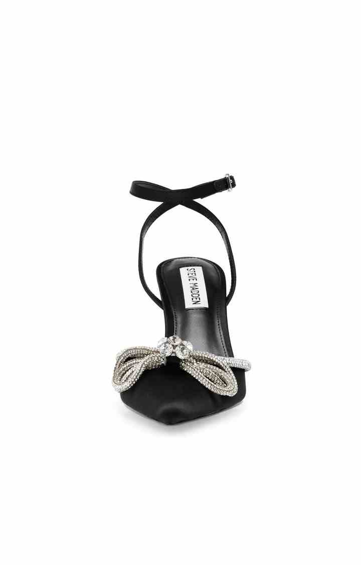 Leiaa Black Pumps