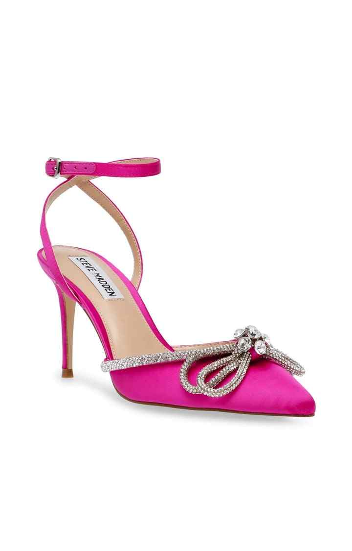 Leiaa Pink Pumps