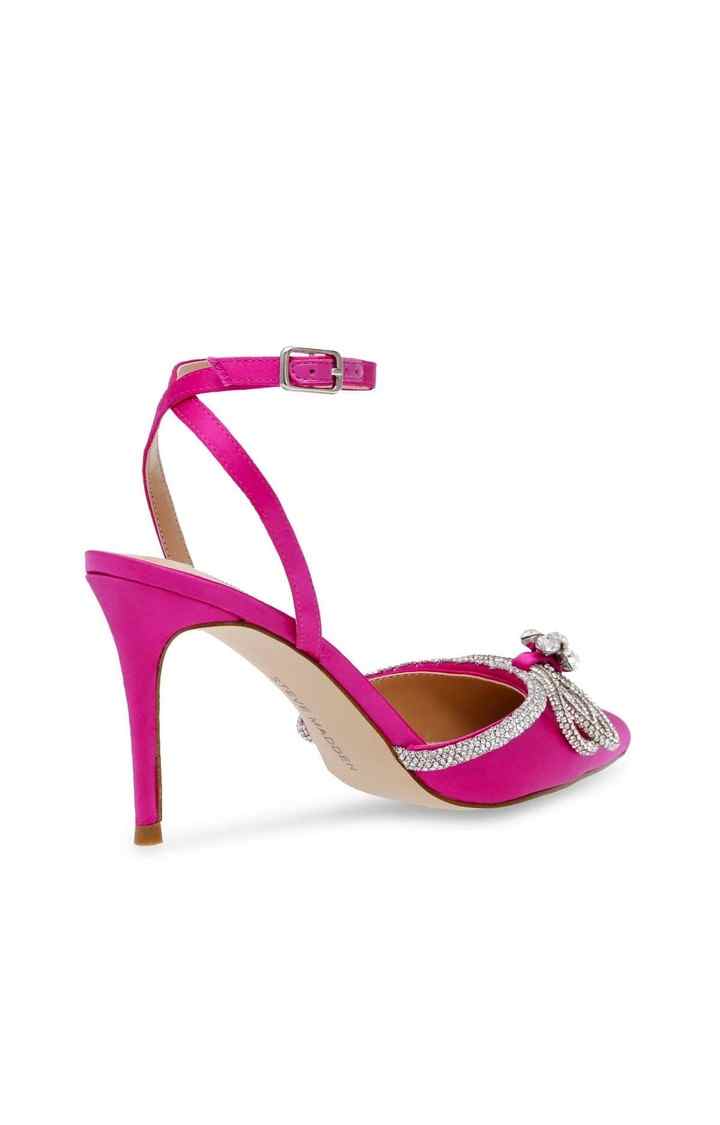 Leiaa Pink Pumps