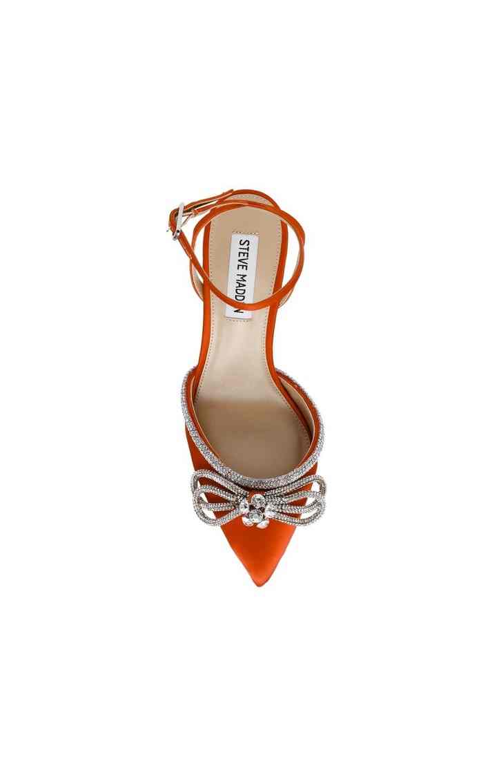 Leiaa Orange Pumps