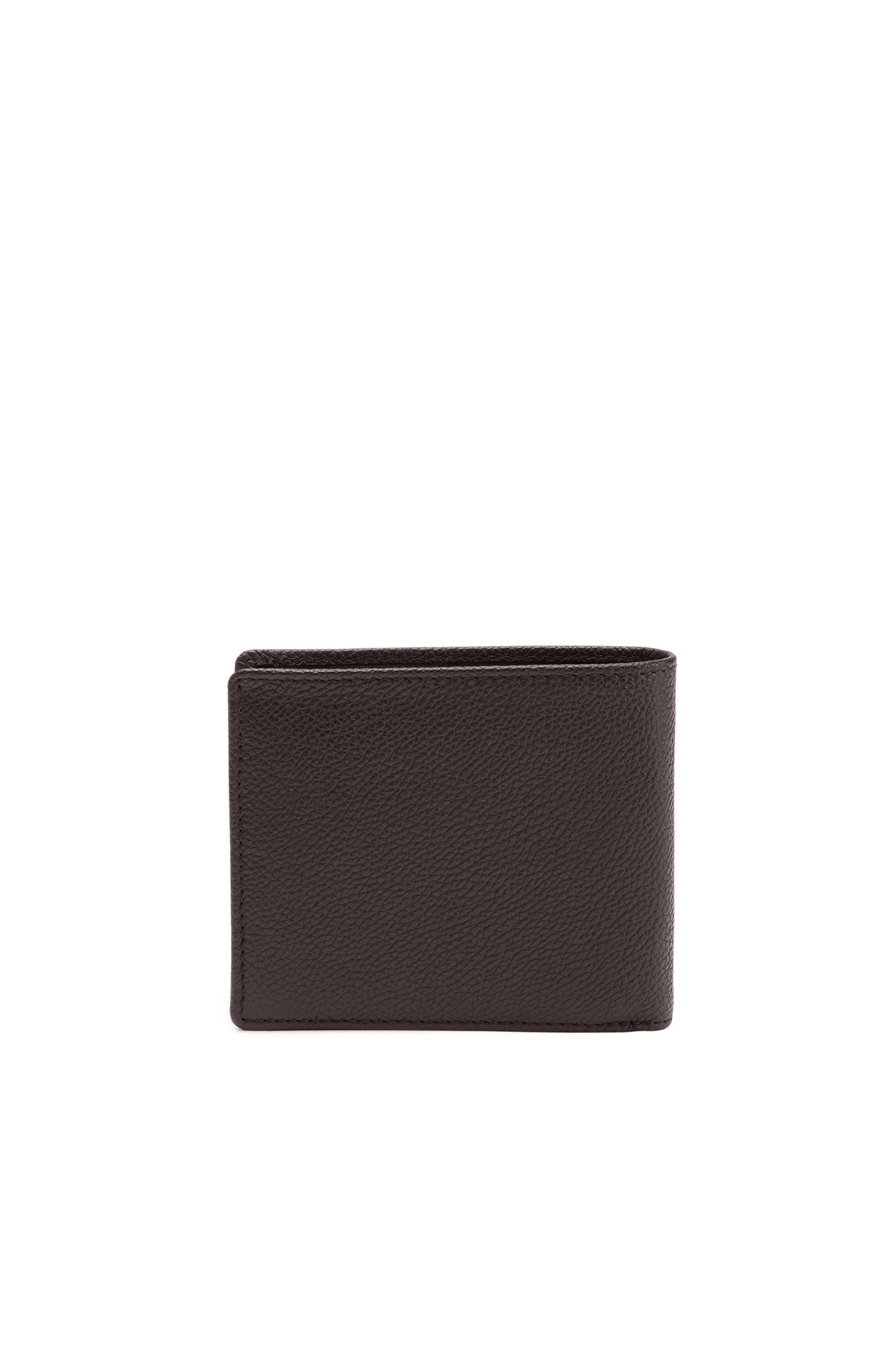 Brown Bi-fold wallet in grainy leather