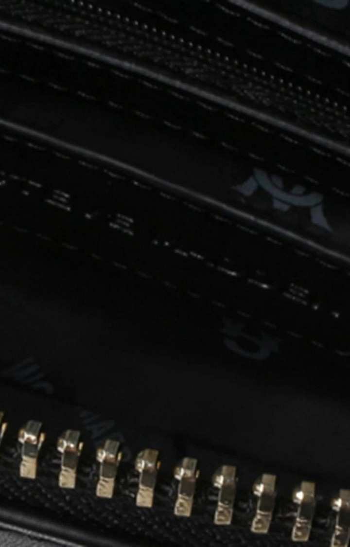 Bcobraa Black Handbags