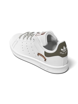 https://cdn.fynd.com/v2/falling-surf-7c8bb8/fyprod/wrkr/products/pictures/item/free/original/000000410352916002/pvKmkTo_ADI-ID7221-_3.jpg