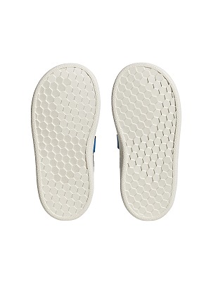 https://cdn.fynd.com/v2/falling-surf-7c8bb8/fyprod/wrkr/products/pictures/item/free/original/000000410352941001/NrjDlmiCIZj-IE7457-_4.jpg