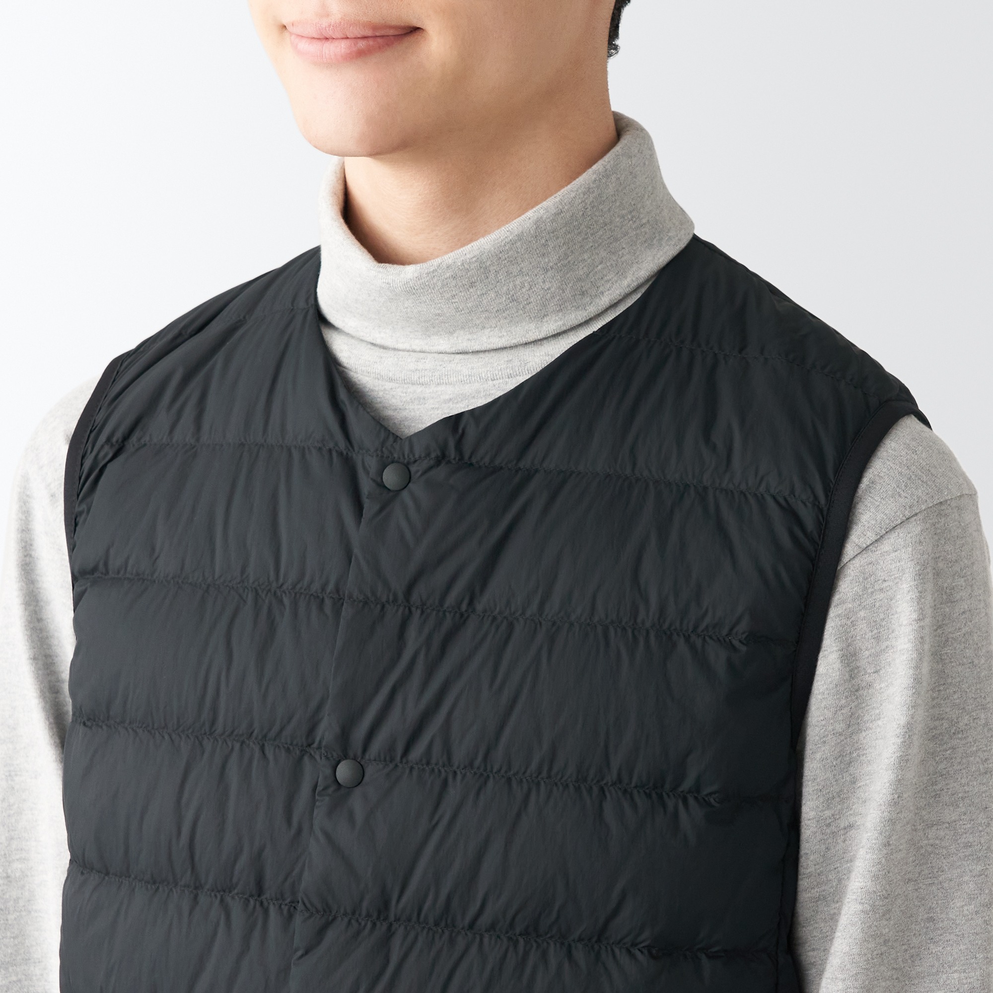 Nylon Light weight pocketable Collarless down vest