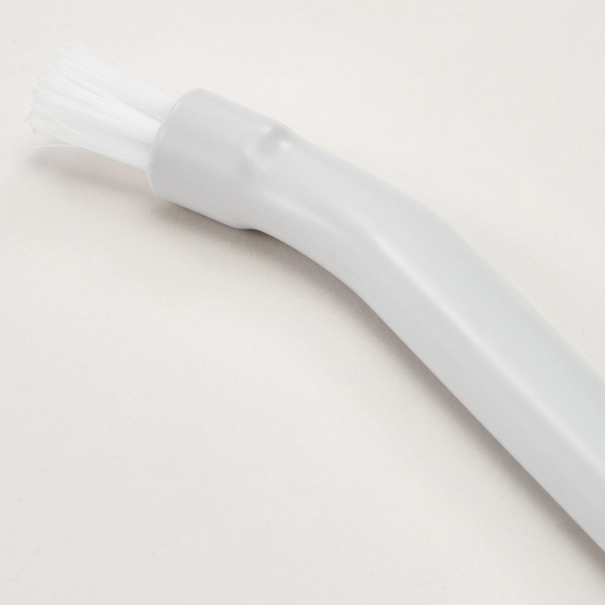 SPOT-CLEANING SERIES SPOT BRUSH
