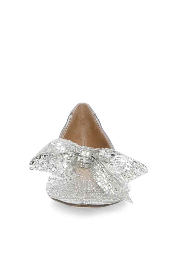Julisa Silver Closed Flats & Ballerinas
