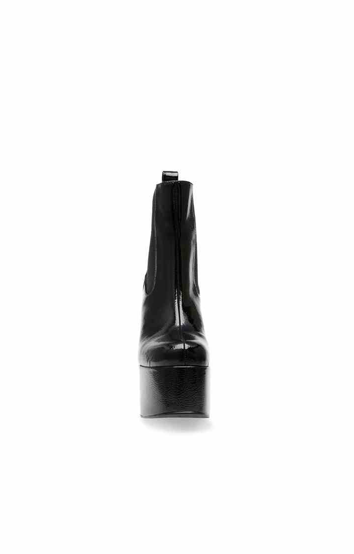 Artesian Black Boots