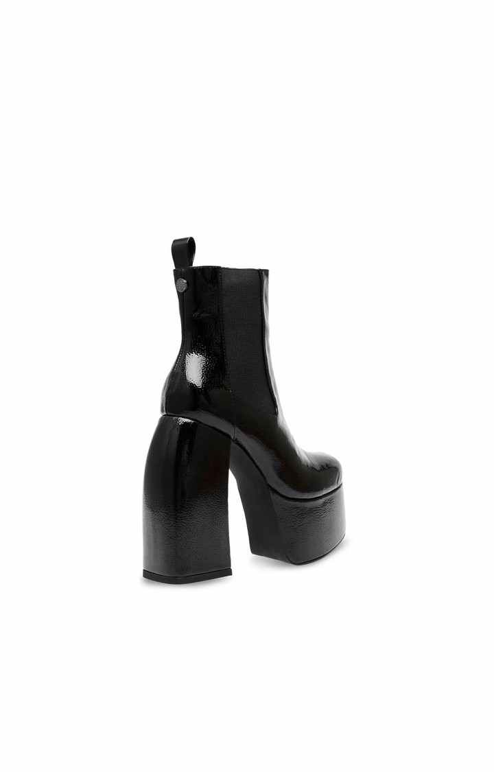 Artesian Black Boots
