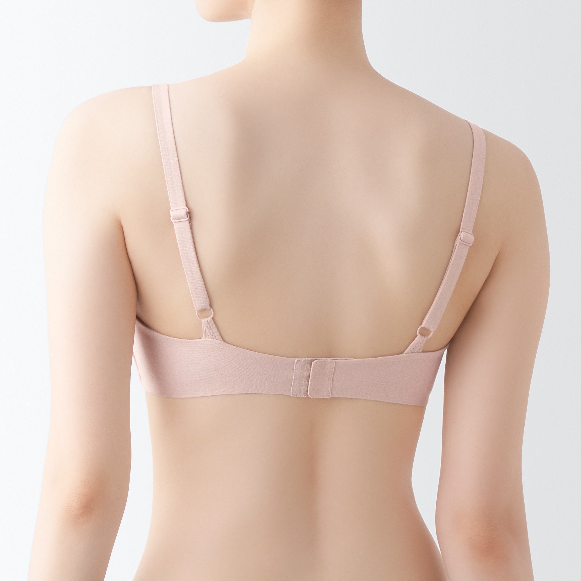 Molded brassiere