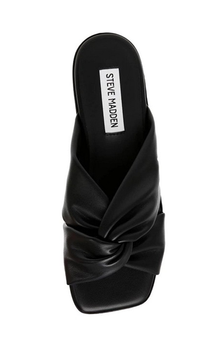 Hoorayy Black Flats